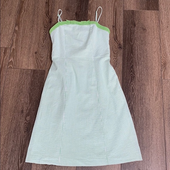 Isaac Mizrahi Dresses & Skirts - Isaac Mizrahi green& white striped dress